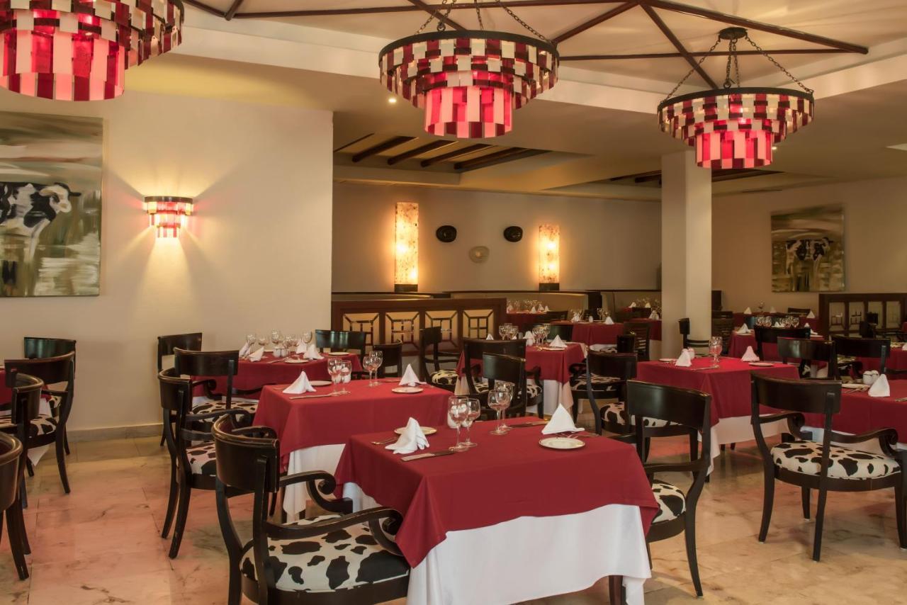 Grand Sunset Princess Playa del Carmen Exterior foto Restaurant